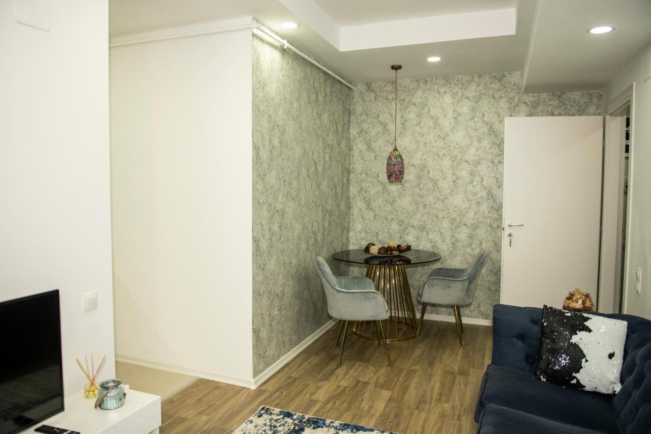 Raphael Apartment North Bucharest Cosmopolis Stefanestii de Jos المظهر الخارجي الصورة